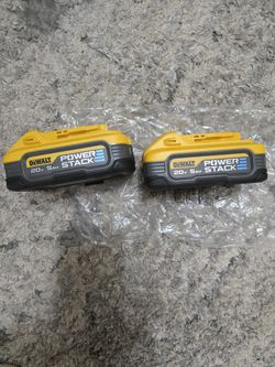 2 Batteries Dewalt Powerstack 5ah New $230 For Both