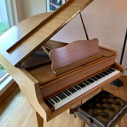 Vintage Walnut Schimmel Baby Grand Piano (Circa 1967)- Recently Tuned - Beautiful Condition