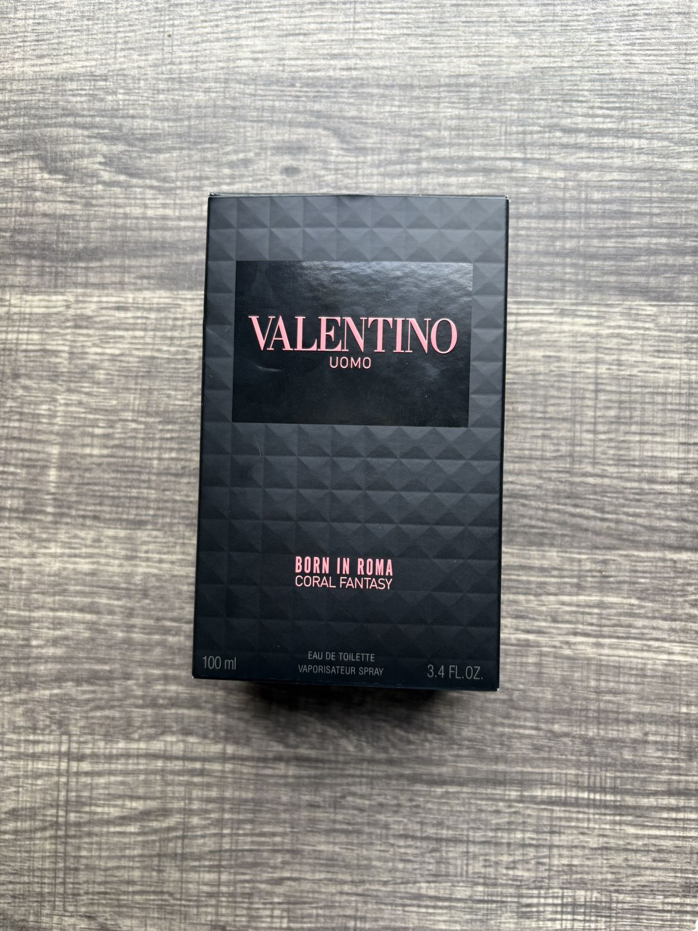 Valentino Born In Roma Coral Fantasy 