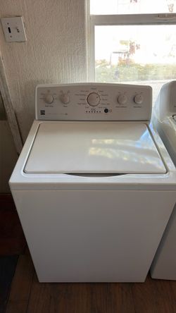 Kenmore washer no agitator everything works good  190