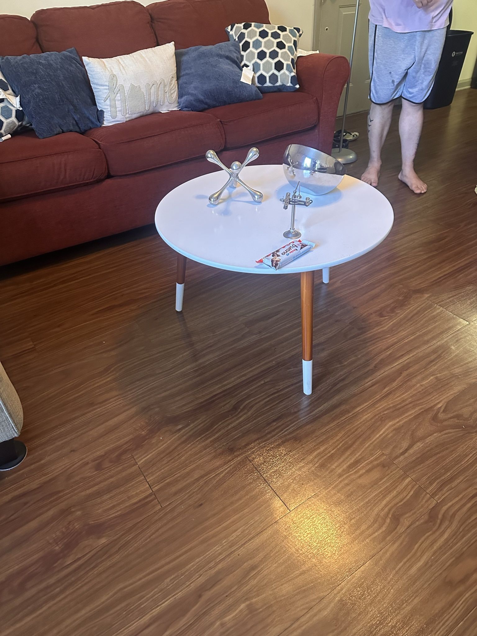 2 White Coffee Tables 