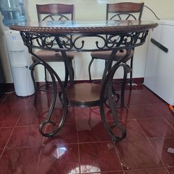Dining Room Table With 4 Chairs