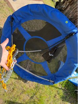 Saucer Swing