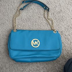 Michael Kors (MK ) Shoulder Bag