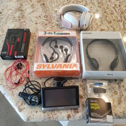 GPS Garmin, Samsung Bluetooth, Brand New Headphones 
