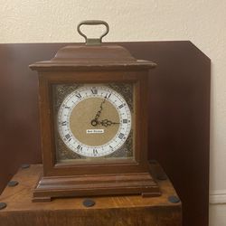 Old Clock 