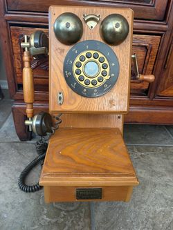 Thomas Collector's Edition Vintage Wall Telephone