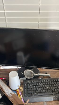 Ben Q Moniter 60hertz Used It And Used To Be A Chad On There