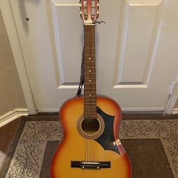 Checkmate Vintage Acoustic Guitar With Case