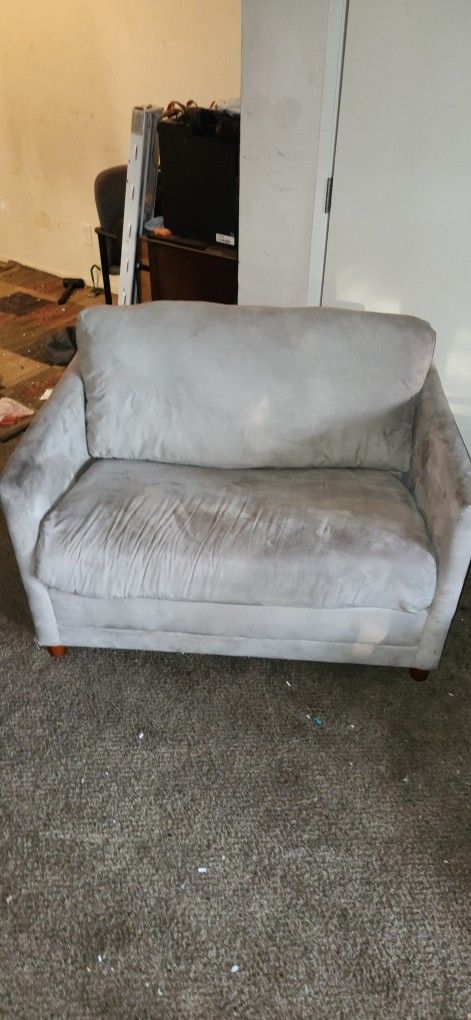 Pull Out Couch Bed