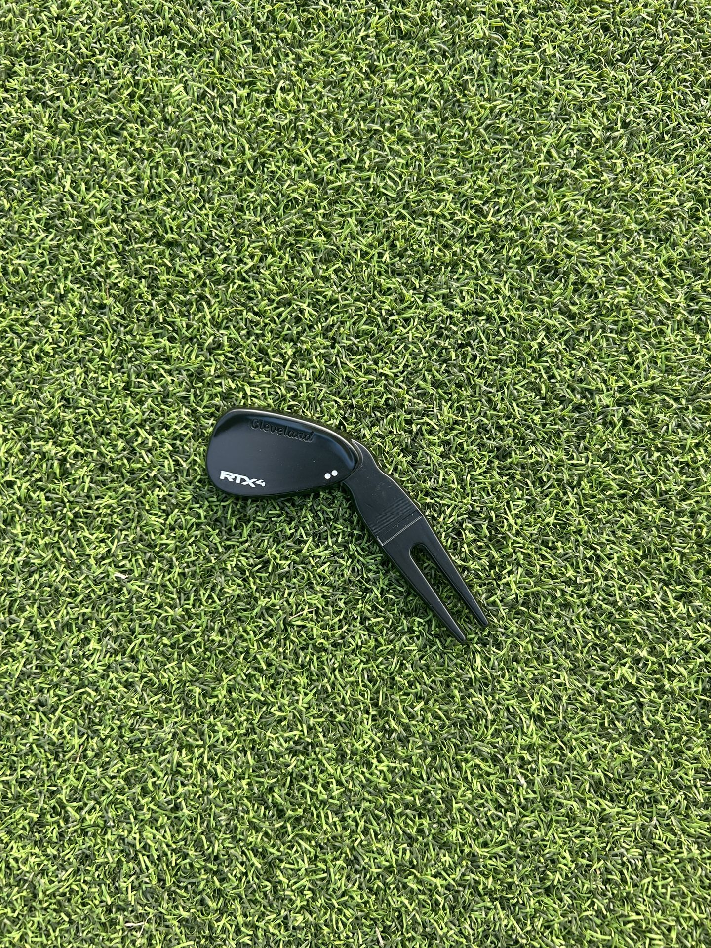 Cleveland Wedge Divot Tool