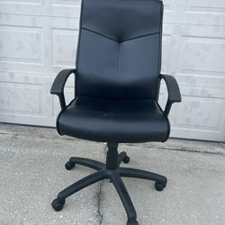 Black High Back Office Chair 