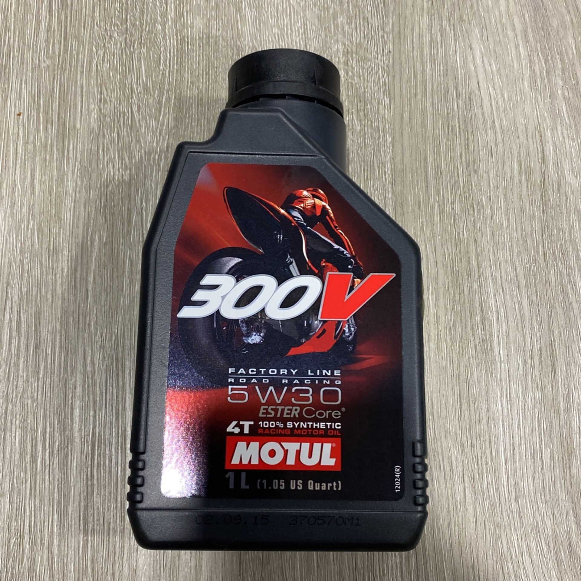 300 V Motul Oil 5w30