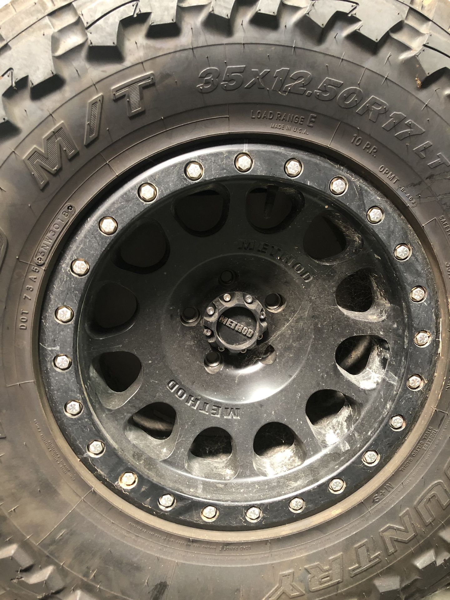 35x12 5x17 toyo open country mt tires on method 105 bead lock wheels