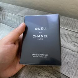 CHANEL BLEU  Mens New