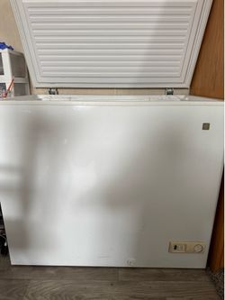 Deep freezer 7C.Ft.