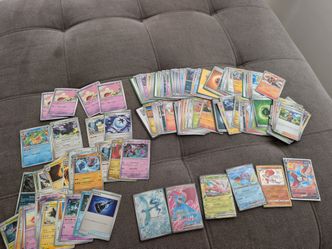 POKEMON CARDS BUNDLE DEAL