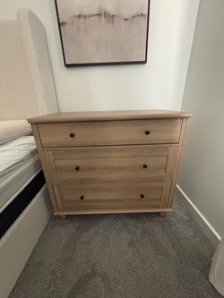 Pending pick up- 2 wide nightstands