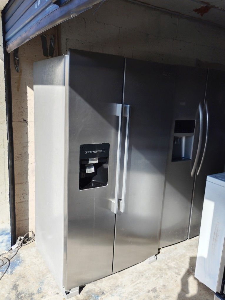 Whirlpool Stainless Side-by-side Ice And Water Fridge Works Perfect With Warranty