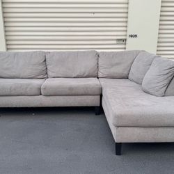 Gray Sectional (WILL DELIVER)