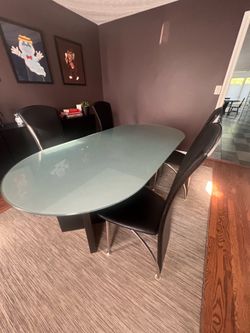 Modern Glass Top Table & 4 Chairs