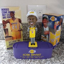 Kobe Bryant Bobble Head With Stand 