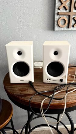 Edifier MR4 hifi powered studio monitors