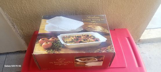 Ceramic serving set of 3