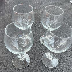 Wine Glasses 