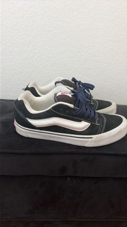 Men’s new Skool Vans 8.5