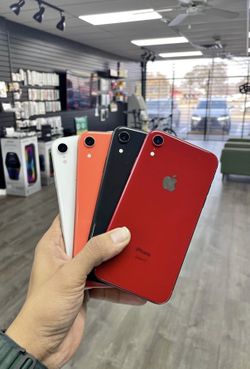 Apple iPhone XR Unlocked 