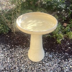 Vintage Bird Bath 