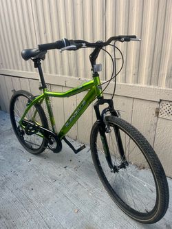 aluminium bike evryting work good tires size 26 like new bike
