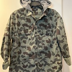 Express Jeans Camo Hooded Long Sleeve Button Down Shirt Mens Size Large 
