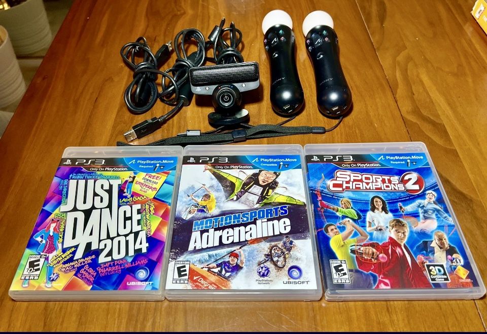 PS3 PlayStation 3 Move Bundle: Motion Camera, 2 Motion Remotes, Cables + 3 Games