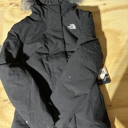 Women’s The North Face Parka Coat New