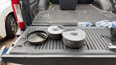 REI pots
