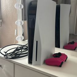 PS5 Brand New Only Used Twice 