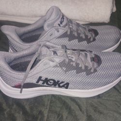 Hoka 12 New