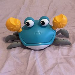 Tummy Time Crab Toy 