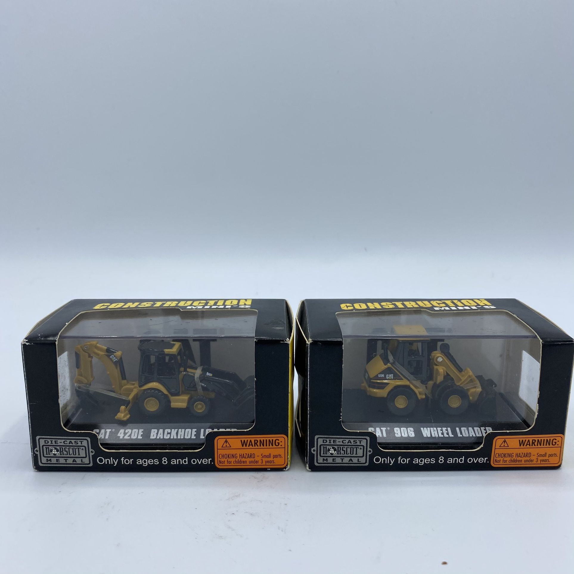 Norscot Construction Mini's CAT 420E & CAT 906 Scale Backhoe Loader