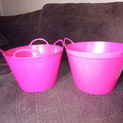 Nice Size Plastic Fuscia Buckets 4