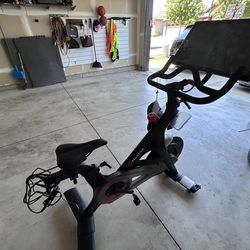 Peloton Bike