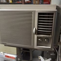SAMSUNG Air Conditioner 