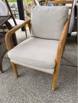 Target arm chair