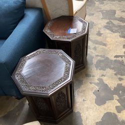 2 End Tables And Coffee Table 