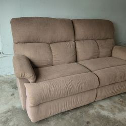Brown couch 2 seats in good condition