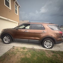 2012 Ford Explorer