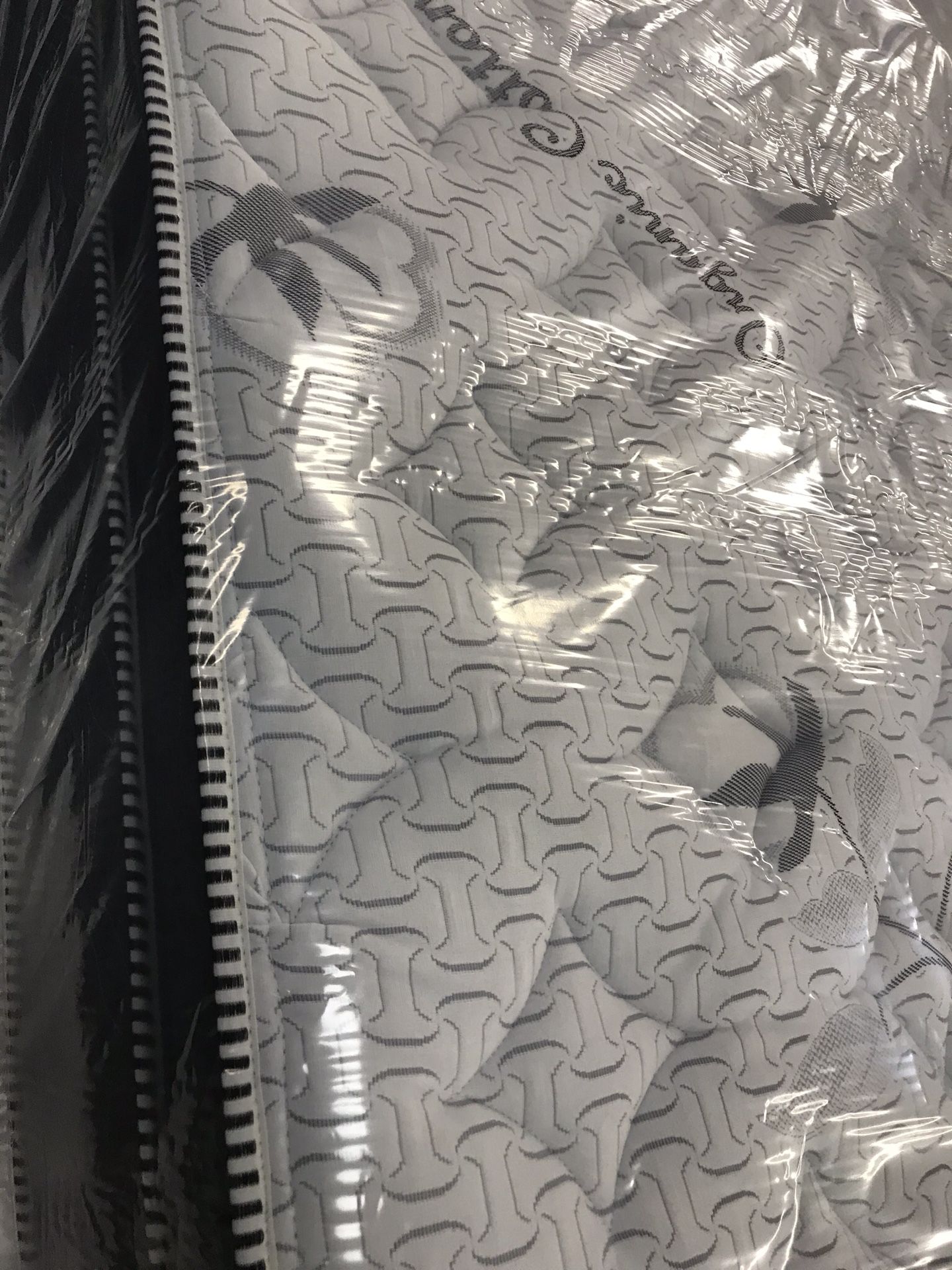 New Twin size mattress set