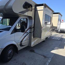 2019 Thor chateau fs